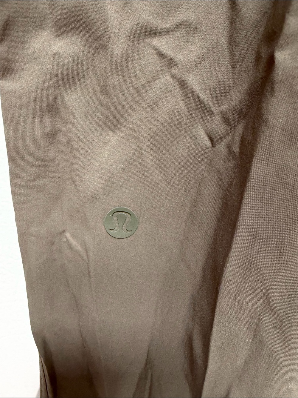lululemon athletica Olive Green Track Pants with Integrated Belt - Picture 6 of 6
